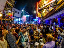 Festa em Khao San